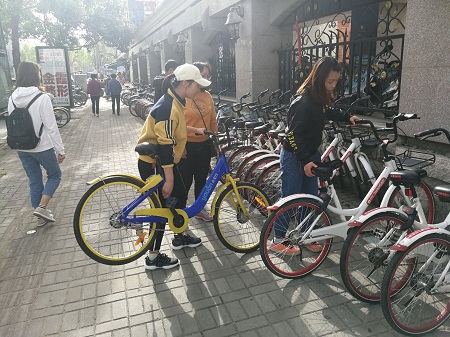 永利yl23411官网组织开展“践行价值观，美化城市环境”志愿服务活动